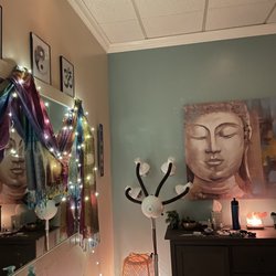 Bodhi Therapeutic Massage - This is part of her relaxing studio.