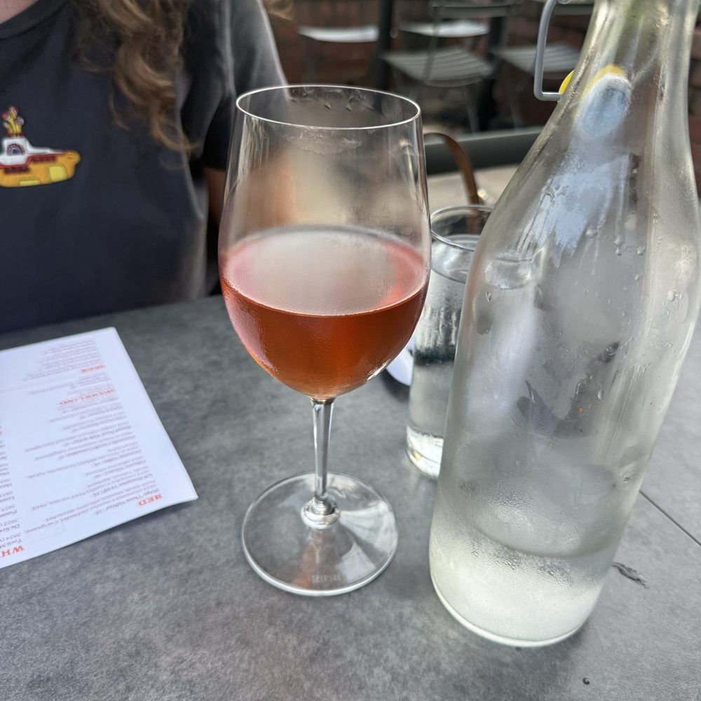 Emmy Lou's - Drink - Wine Bars Near Me - Charlotte, North Carolina