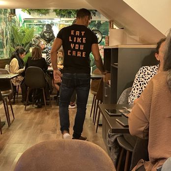 Kong - Food Made with Compassion - The server - Vegan Near Me