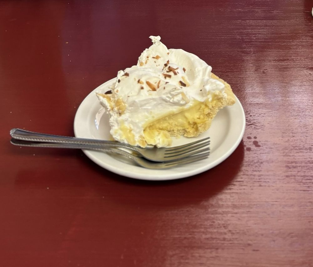 The Lunch Box Cafe Logo