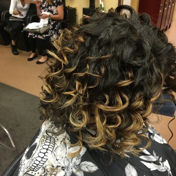 Hair Snips - Spirals - Hair Salons Near Me - Beech Grove, Indiana