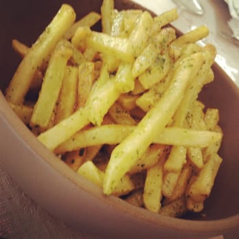 Cafe Julia - Garlic Fries - Cafes Near Me - Honolulu, Hawaii