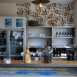 Get Shucked - Interior