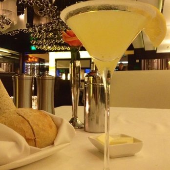 Atlantis Steakhouse - Pre-dinner Lemon Drop Martini - Steakhouses Near Me - RENO, Nevada Atlantis Steakhouse - Pre-dinner Lemon Drop Martini - Steakhouses Near Me - RENO, Nevada