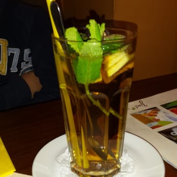 Zimt & Koriander - Tee mit frischen Apfelstücken und Pfefferminzblättern - Cafes Near Me - Munich, BY Zimt & Koriander - Tee mit frischen Apfelstücken und Pfefferminzblättern - Cafes Near Me - Munich, BY