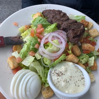 Sully's Bistro & Bar - Salad and steak - American Near Me - Suquamish, Washington Sully's Bistro & Bar - Salad and steak - American Near Me - Suquamish, Washington