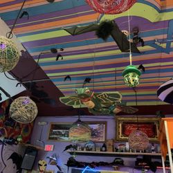 Beer and Loathing - Flying frogs!