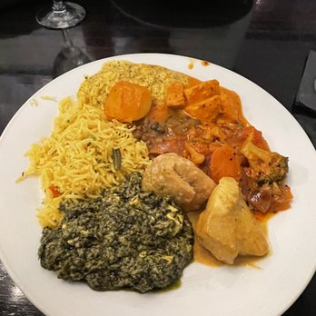 India House - Lunch buffet selection - Indian Near Me - Chicago, Illinois