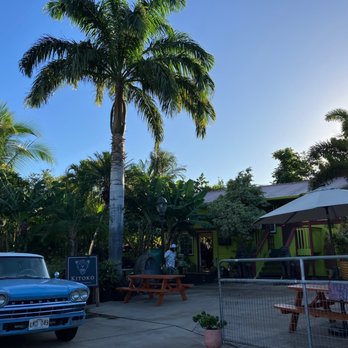 Da Green Coffee Bar - Coffee & Tea Near Me - Kihei, Hawaii