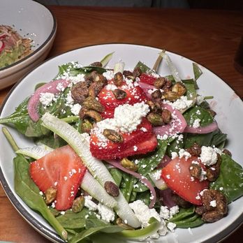 The Barrow House - Strawberry spinach salad - New American Near Me - Clifton, New Jersey