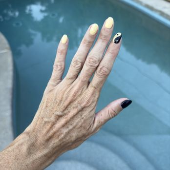Azul Nail Studio - Nail Salons Near Me - Palm Springs, California