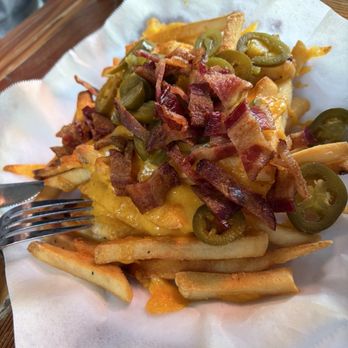 Sacrament Brewing - Irish nacho fries (happy hour menu) - Breweries Near Me - Sacramento, California Sacrament Brewing - Irish nacho fries (happy hour menu) - Breweries Near Me - Sacramento, California