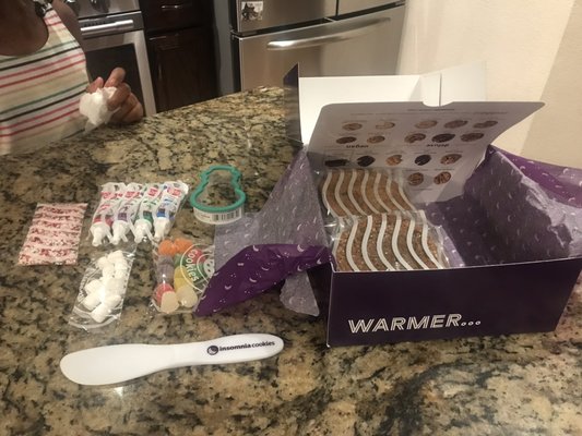 Insomnia Cookies by null