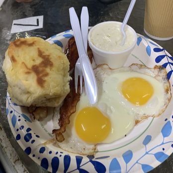 Barnwood Grill - Breakfast plate with two eggs, grits, bacon and cat head biscuit. - Burgers Near Me - Anderson, South Carolina
