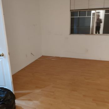 Deja Cleaning Service - BedRoom - Home Cleaning Near Me