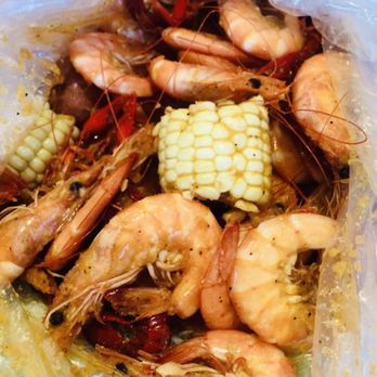Crab House - Shrimp + crawfish - Seafood Near Me - Cedar Rapids, Iowa