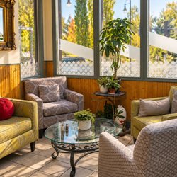 Corie's Cafe - Cute sitting area.