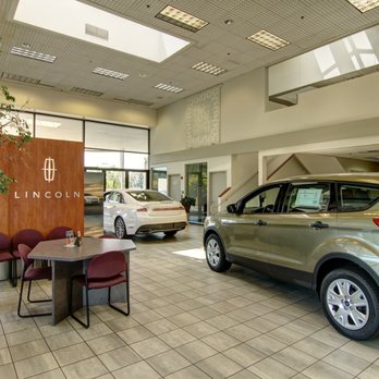 Landmark Ford - Car Dealers Near Me - Tigard, Oregon