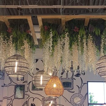 Lac Bleu Brunch Cafe - Decor - Breakfast & Brunch Near Me - Arlington, Texas