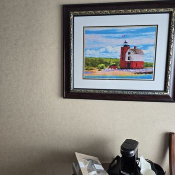 Hamilton Inn Select Beachfront - Hotels Near Me - Mackinaw City, Michigan Hamilton Inn Select Beachfront - Hotels Near Me - Mackinaw City, Michigan