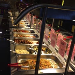 Asia Palace - Table with warm dishes - side view