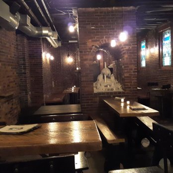 Bramhall - Bars Near Me - Portland, Maine