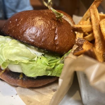 Joe's Cafe - The Old Fashioned Burger - Breakfast & Brunch Near Me - Los Angeles, California