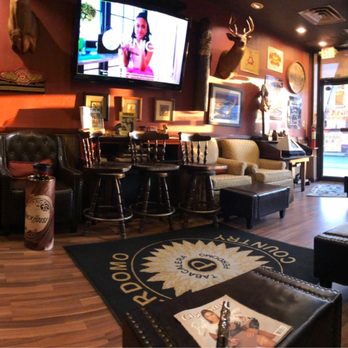 Senor Cigar's - the bar and lounge area - Tobacco Shops Near Me - Ocean City, Maryland Senor Cigar's - the bar and lounge area - Tobacco Shops Near Me - Ocean City, Maryland