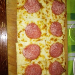Hartigan's Pub - Pizza a l tagliere mozzarella e ciauscolo