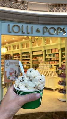 Lolli & Pops by null