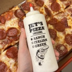Jet's Pizza