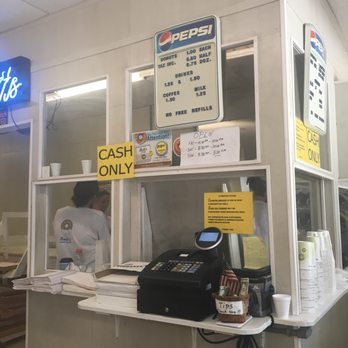 Britt's Donuts - Make sure you have cash! - Donuts Near Me - Carolina Beach, North Carolina