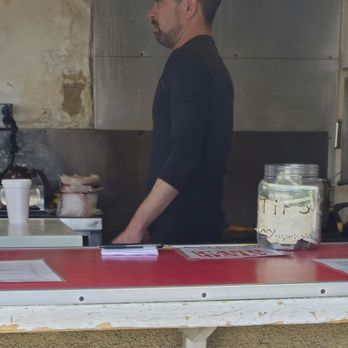 Bill's Hamburgers - Da man grilling burgers. There was no sighting of Bill today. - Burgers Near Me - Van Nuys, California Bill's Hamburgers - Da man grilling burgers. There was no sighting of Bill today. - Burgers Near Me - Van Nuys, California
