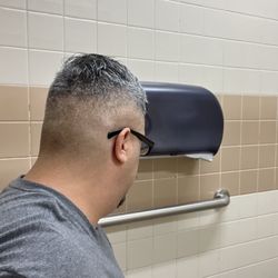 Randy's Barber Shop