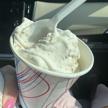 Lib's Dairy Treats - Ice Cream & Frozen Yogurt Near Me - Portland, Maine