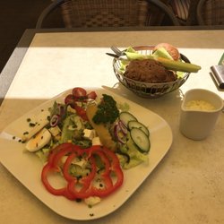 Naumanns Cafezeit - Griechischersalat sehr Lecker