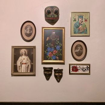 Playhaus Salon - Restroom - Hair Salons Near Me - Phoenix, Arizona