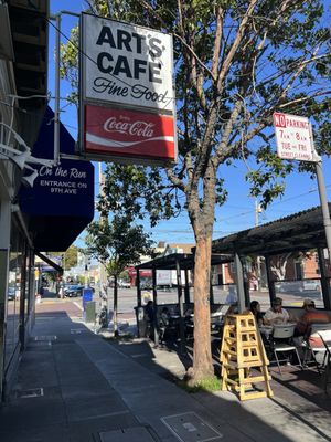 Art's Cafe by null