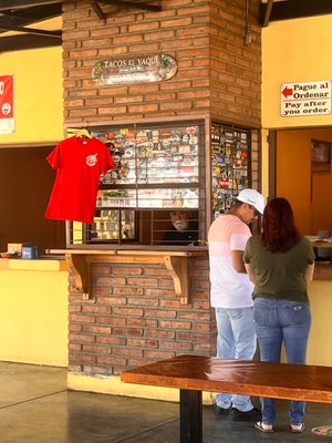 Tacos El Yaqui by null