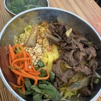 Pho Bac Súp Shop - Pho ton (dry turmeric noodles) - Vietnamese Near Me - Seattle, Washington Pho Bac Súp Shop - Pho ton (dry turmeric noodles) - Vietnamese Near Me - Seattle, Washington