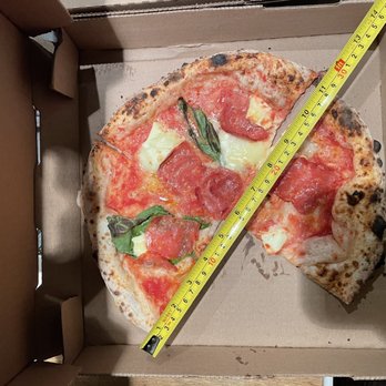 Lucia’s Berkeley - Pizza Near Me - Berkeley, California