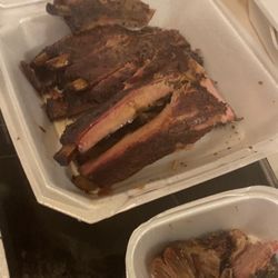 Kountry Q Barbeque - Ribs and the smaller containers has brisket