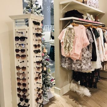Francesca's - Inside - Women's Clothing Near Me - Henderson, Nevada Francesca's - Inside - Women's Clothing Near Me - Henderson, Nevada