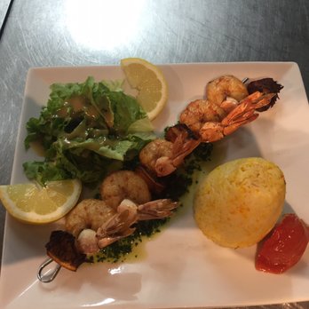 O Béret Basque - Brochette de crevettes et gambas - Basque Near Me - Paris, 75