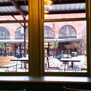 Spaghetti Works - Ew, it's drizzly out there, but comfy in here. - Italian Near Me - Omaha, Nebraska Spaghetti Works - Ew, it's drizzly out there, but comfy in here. - Italian Near Me - Omaha, Nebraska