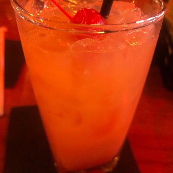 Fin & Feathers - Rum punch - Breakfast & Brunch Near Me - Riverdale, Georgia