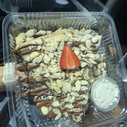 A & J crepe w/ no bananas A & J crepe w/ no bananas