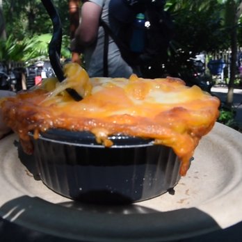 Eight Spoon Café - Mac & Cheese (original)  Look at those crisps. - Cafes Near Me - Lake Buena Vista, Florida