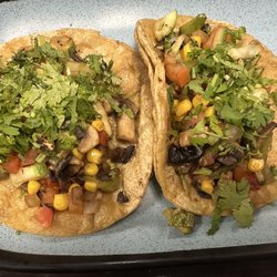La Mixteca Restaurant - Traditional Mexican Veggie Tacos