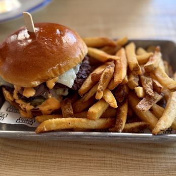 Street Burger By Gordon Ramsay - Next Level Smash Burger - Burgers Near Me - Washington, DC, District of Columbia Street Burger By Gordon Ramsay - Next Level Smash Burger - Burgers Near Me - Washington, DC, District of Columbia